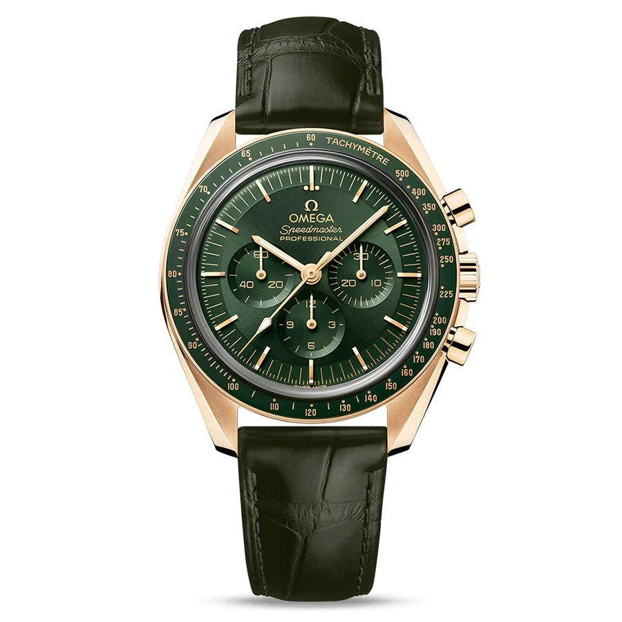 Omega Speedmaster Moonwatch Co‑Axial Master Chronometer en or Moonshine cadran vert bracelet cuir 42 mm