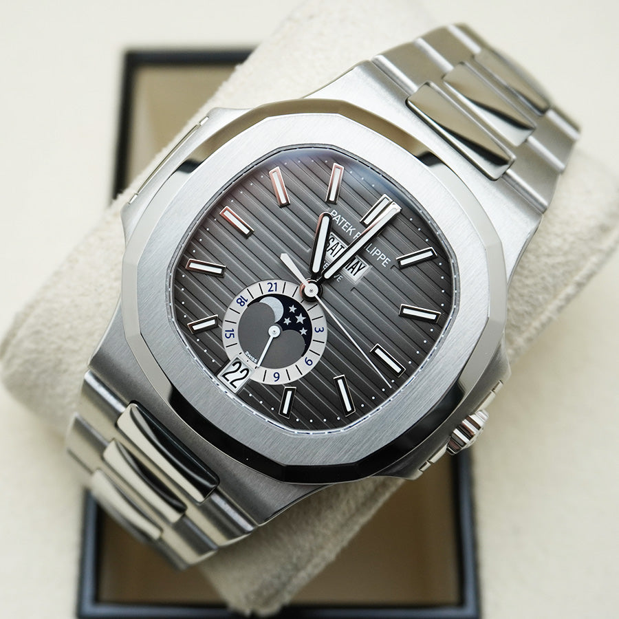 Patek Philippe Nautilus 5726/1A-001