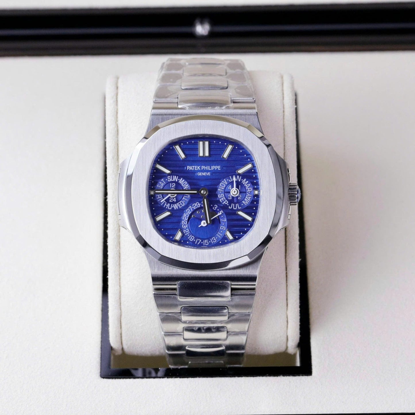 Patek Philippe Nautilus 5740